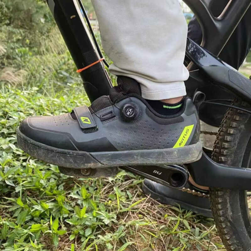AVITUS Mountain Bike Shoes Zap - Commuting On Mountain Bike review and price